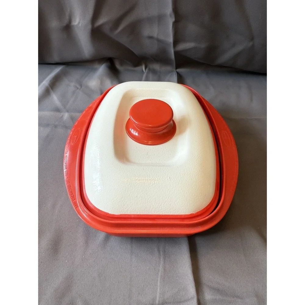 Vtg Range Mate Red White Rectangular Nonstick Microwave Grill Pan Covered Korean